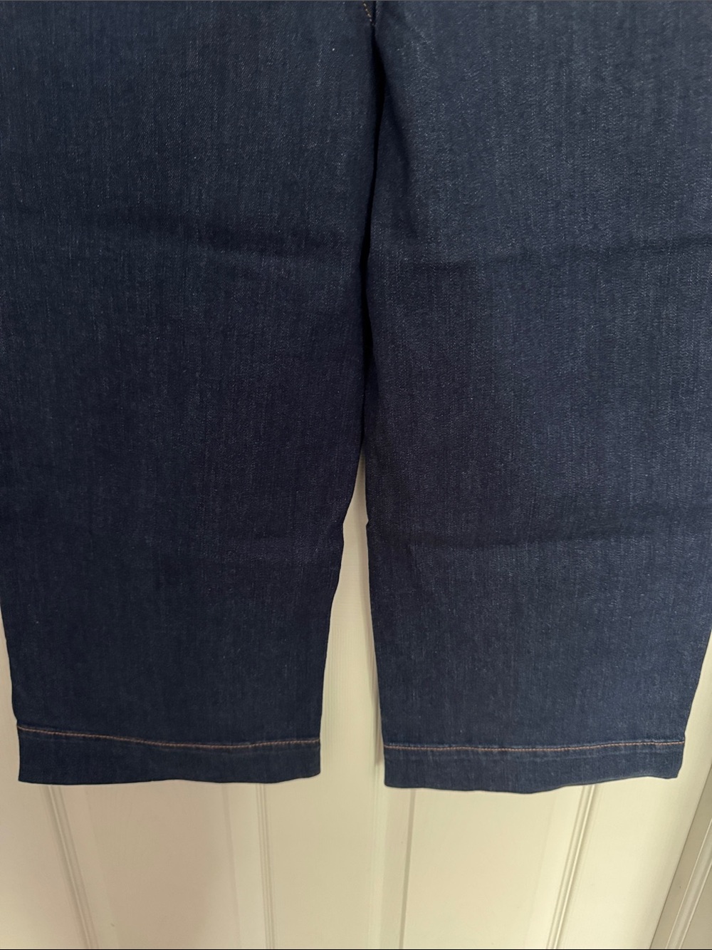 NWT Time and Tru Dark Blue Button-Front Wide Leg Cropped Jeans - Picture 9 of 9